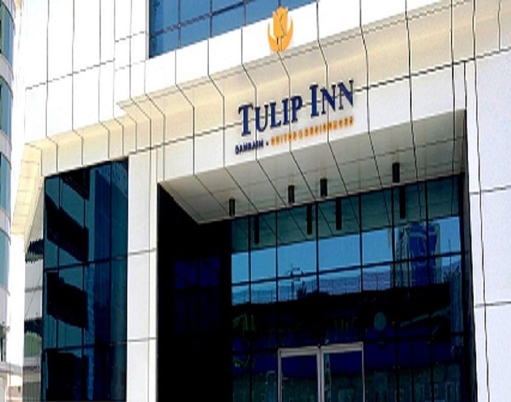 Tulip Hotel & Suites Манама Экстерьер фото